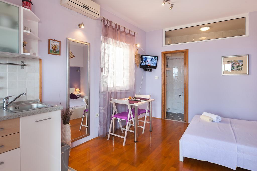 Studio Apartment Odak Podgora Exteriör bild