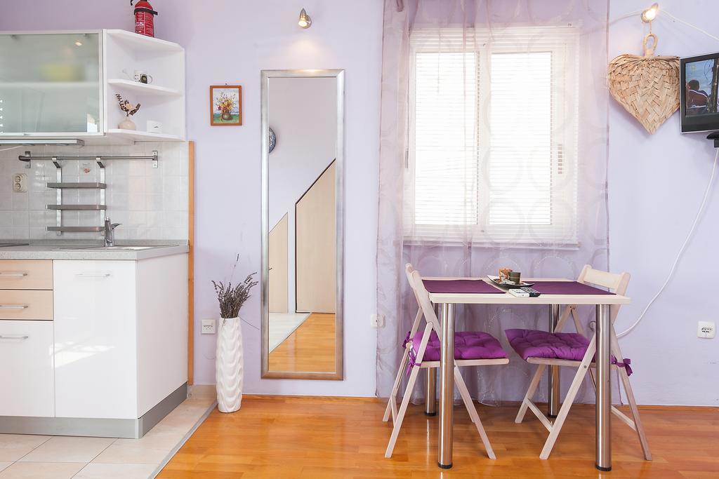 Studio Apartment Odak Podgora Exteriör bild